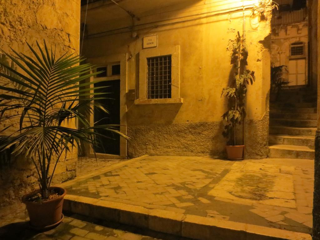 La Casa Di Giada Villa Modica Phòng bức ảnh